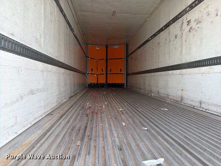 image for item DV8519 1984 Great Dane Trailers refrigerated van trailer