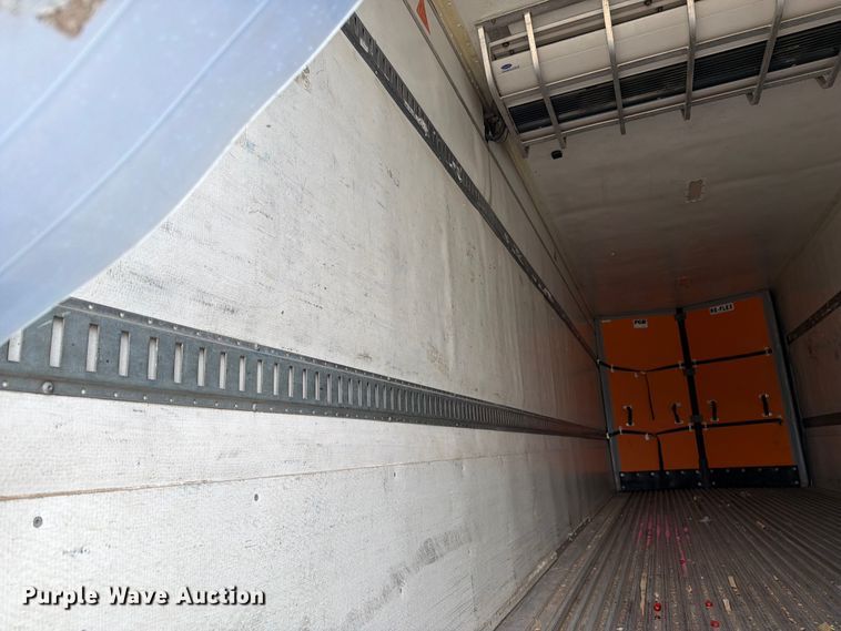 image for item DV8519 1984 Great Dane Trailers refrigerated van trailer