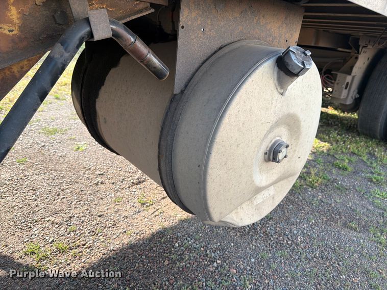 image for item DV8519 1984 Great Dane Trailers refrigerated van trailer