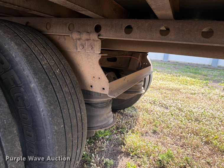 image for item DV8519 1984 Great Dane Trailers refrigerated van trailer