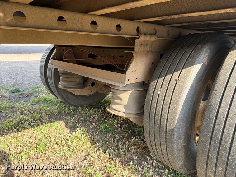 image for item DV8519 1984 Great Dane Trailers refrigerated van trailer