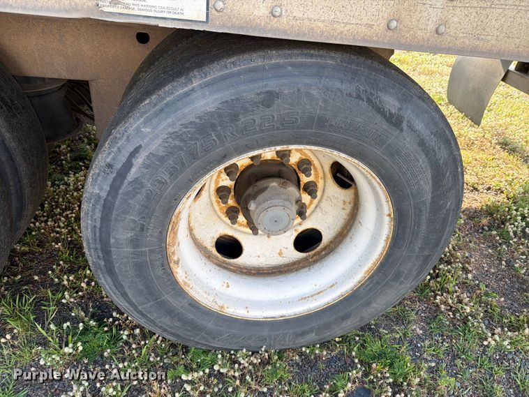 image for item DV8519 1984 Great Dane Trailers refrigerated van trailer