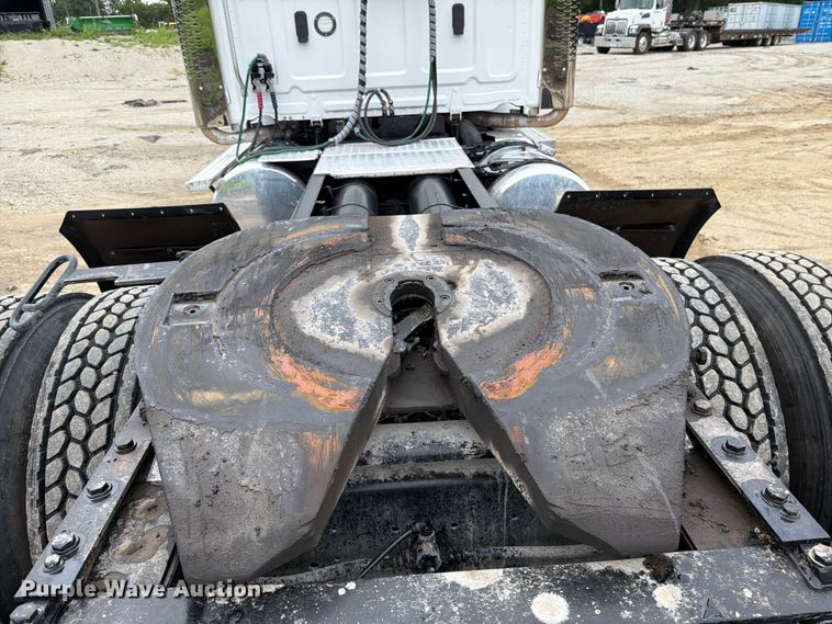 image for item DV8541 2022 Western Star 49X Chassis semi truck