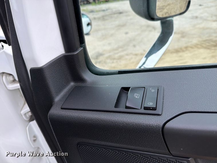 image for item DV8541 2022 Western Star 49X Chassis semi truck