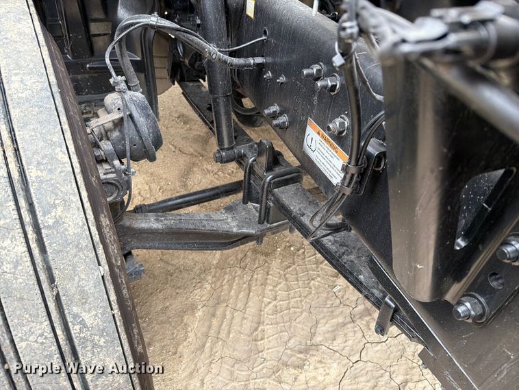 image for item DV8541 2022 Western Star 49X Chassis semi truck