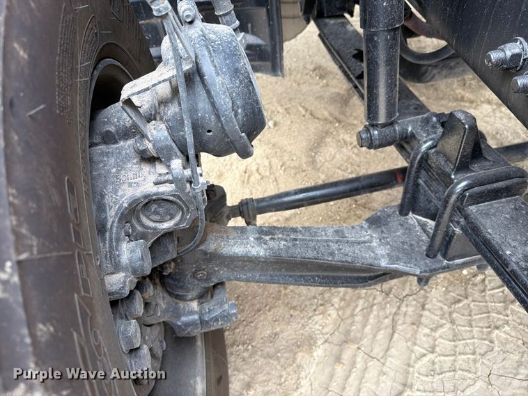 image for item DV8541 2022 Western Star 49X Chassis semi truck
