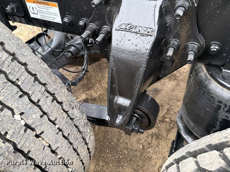 image for item DV8541 2022 Western Star 49X Chassis semi truck