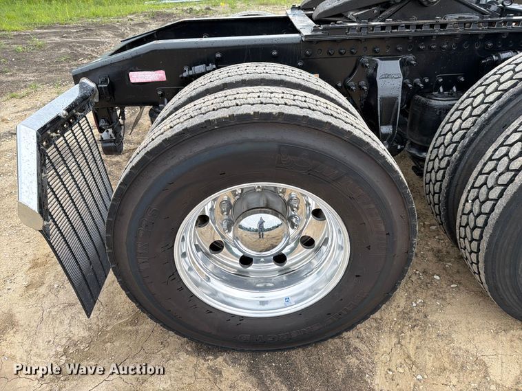 image for item DV8541 2022 Western Star 49X Chassis semi truck