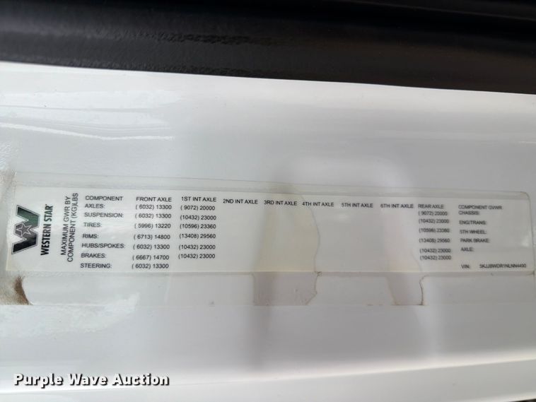 image for item DV8541 2022 Western Star 49X Chassis semi truck