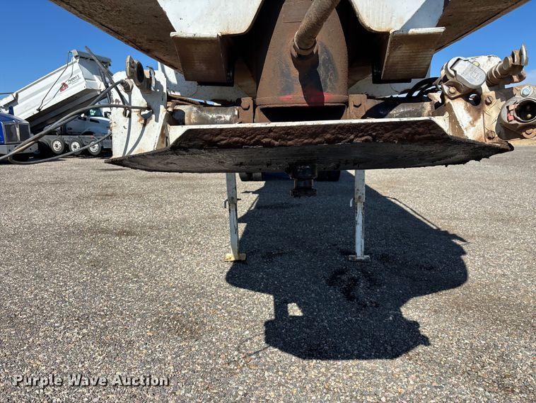image for item DW1283 2007 Clement Starlite AR end dump trailer