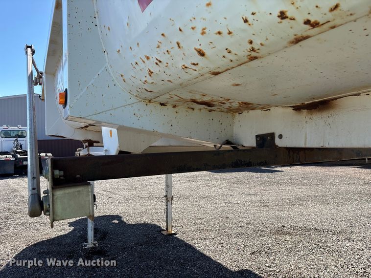 image for item DW1283 2007 Clement Starlite AR end dump trailer