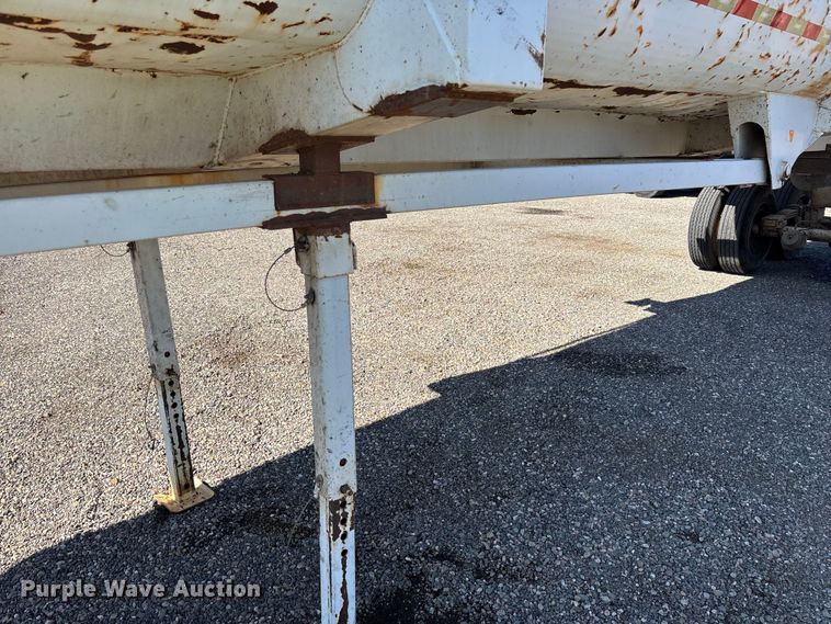 image for item DW1283 2007 Clement Starlite AR end dump trailer