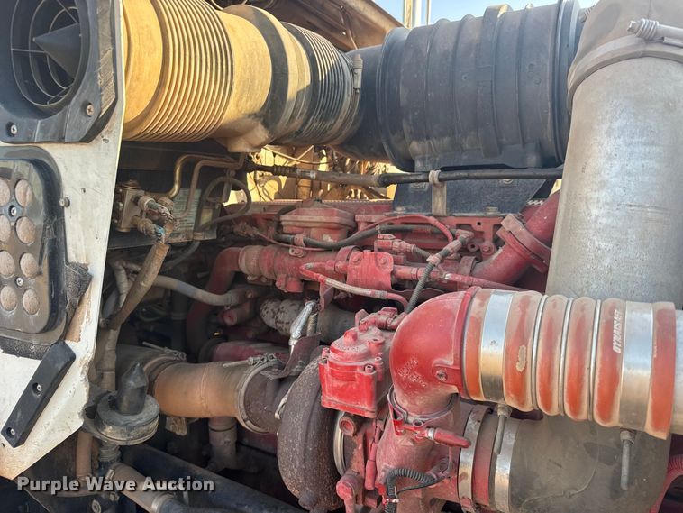 image for item DY3079 2020 Kenworth T800 semi truck