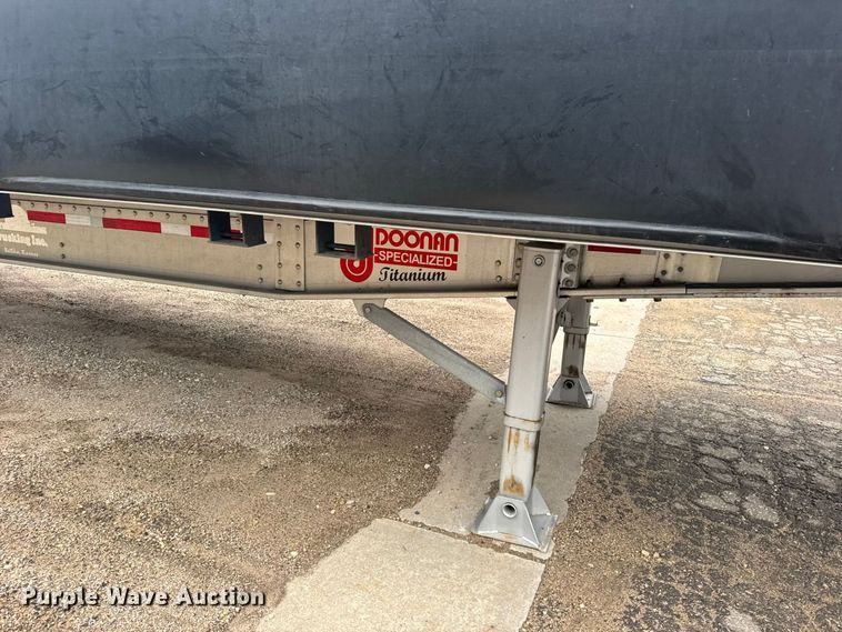 image for item DY3130 2025 Doonan Specialized Trailer 532BBLNTTQKZH flatbed trailer