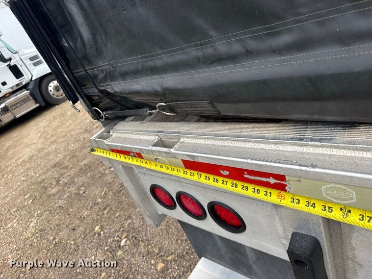 image for item DY3132 2016 MAC Trailer Manufacturing TNAR48AF flatbed trailer