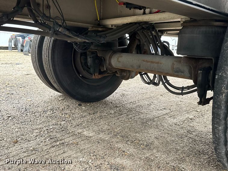 image for item DY3132 2016 MAC Trailer Manufacturing TNAR48AF flatbed trailer