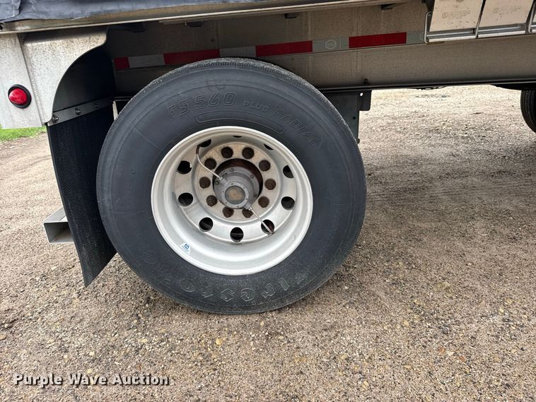image for item DY3132 2016 MAC Trailer Manufacturing TNAR48AF flatbed trailer