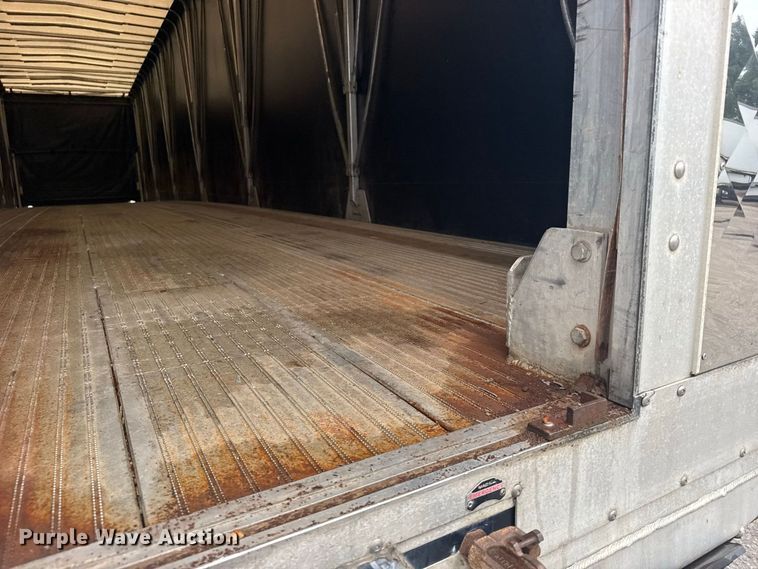 image for item DY3133 2016 MAC Trailer Manufacturing TNAR48AF flatbed trailer