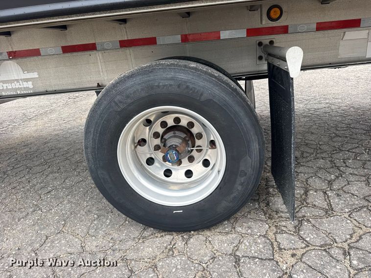 image for item DY3133 2016 MAC Trailer Manufacturing TNAR48AF flatbed trailer