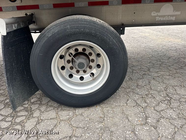 image for item DY3133 2016 MAC Trailer Manufacturing TNAR48AF flatbed trailer
