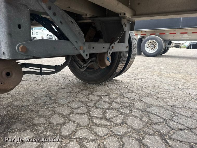 image for item DY3134 2016 MAC Trailer Manufacturing TNAR48AF flatbed trailer