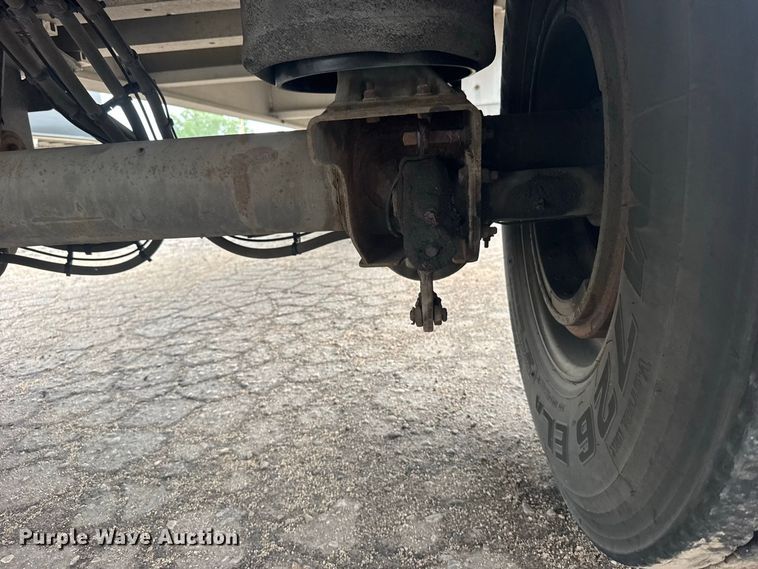 image for item DY3134 2016 MAC Trailer Manufacturing TNAR48AF flatbed trailer