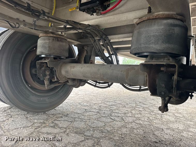 image for item DY3134 2016 MAC Trailer Manufacturing TNAR48AF flatbed trailer
