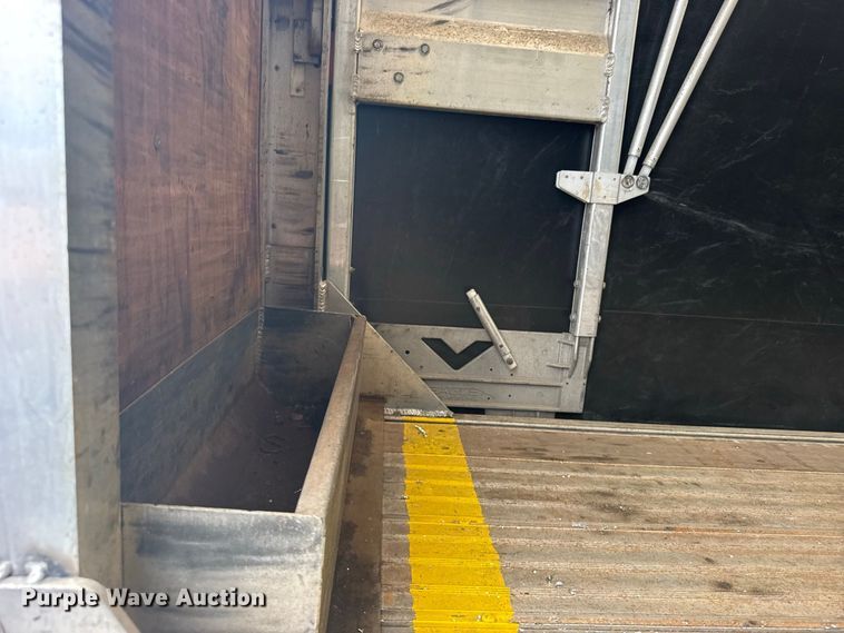 image for item DY3136 2021 Doonan Specialized Trailer 532BBLLTTQKZH flatbed trailer