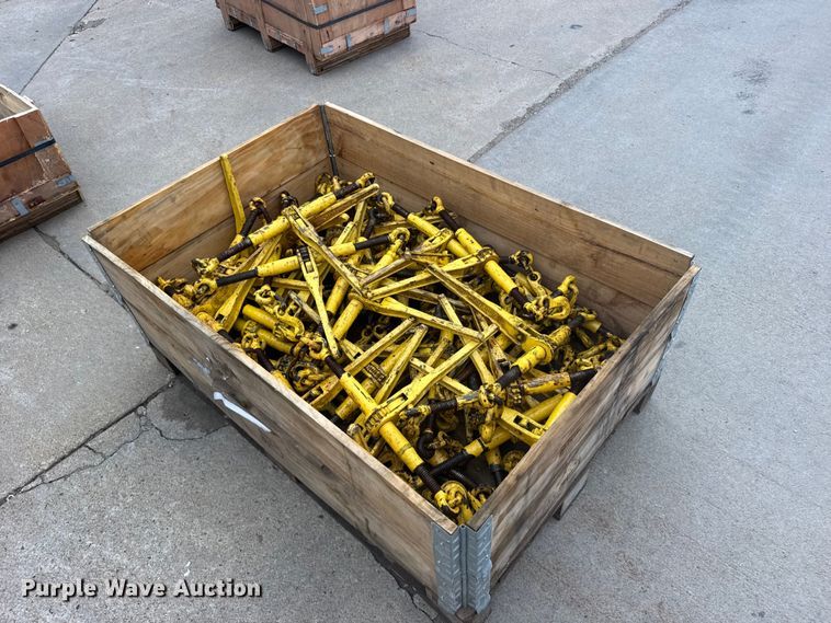 image for item DY3137 Approximately 50 ratcheting chain binders