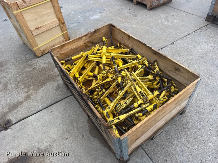 image for item DY3138 Approximately 50 ratchet chain binders