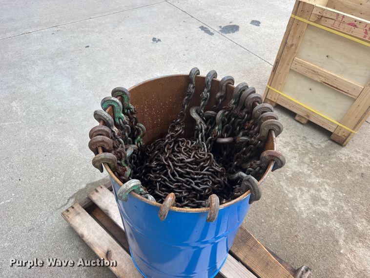 image for item DY3140 Approximately 20 load chains