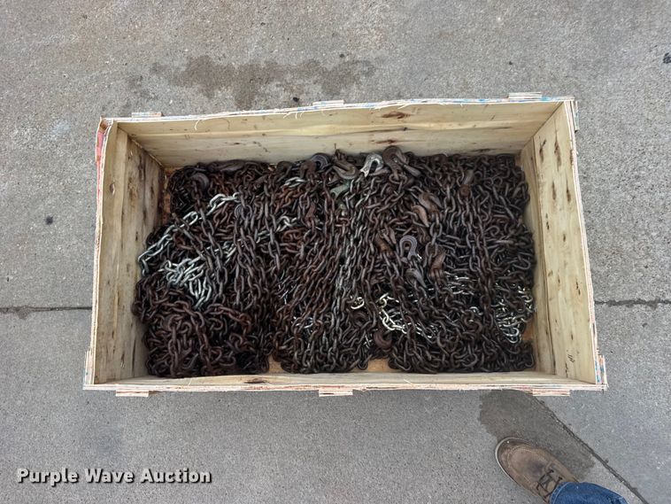 image for item DY3141 Approximately 20 load chains