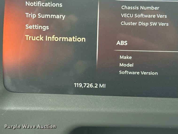 image for item DY3143 2025 Peterbilt 579 semi truck