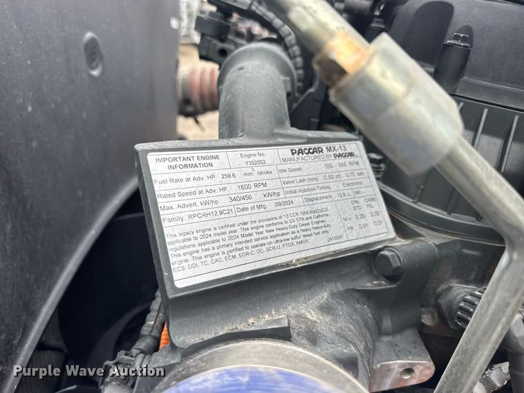 image for item DY3143 2025 Peterbilt 579 semi truck