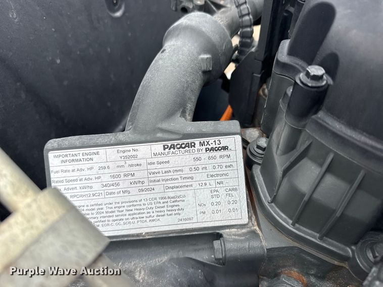 image for item DY3143 2025 Peterbilt 579 semi truck