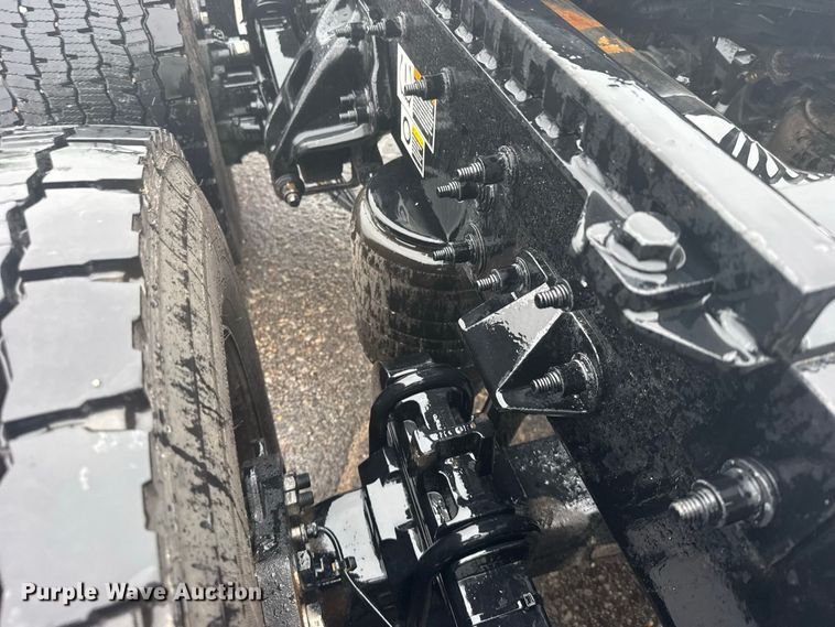 image for item DY3143 2025 Peterbilt 579 semi truck