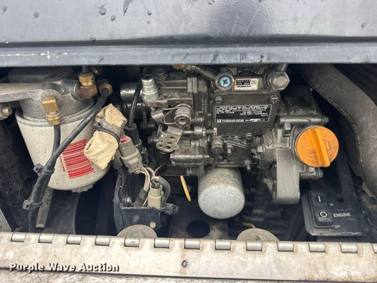 image for item DY3144 2025 Peterbilt 579 semi truck