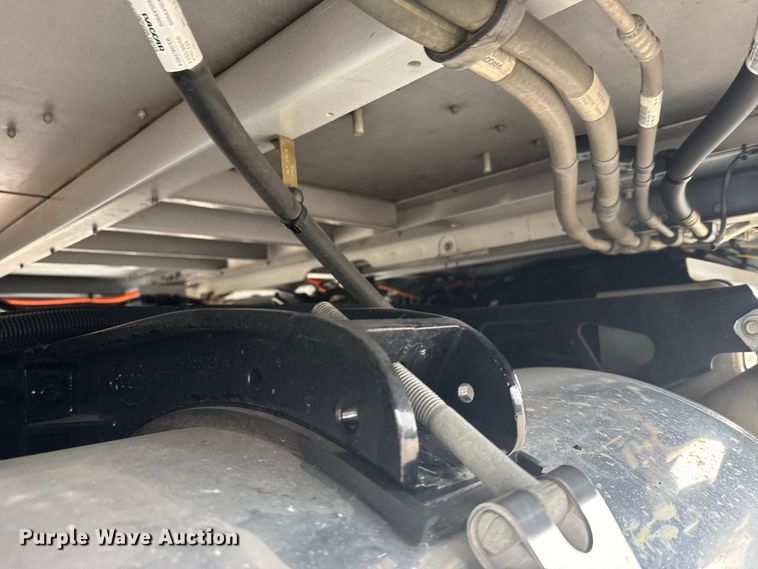 image for item DY3146 2025 Peterbilt 579 semi truck