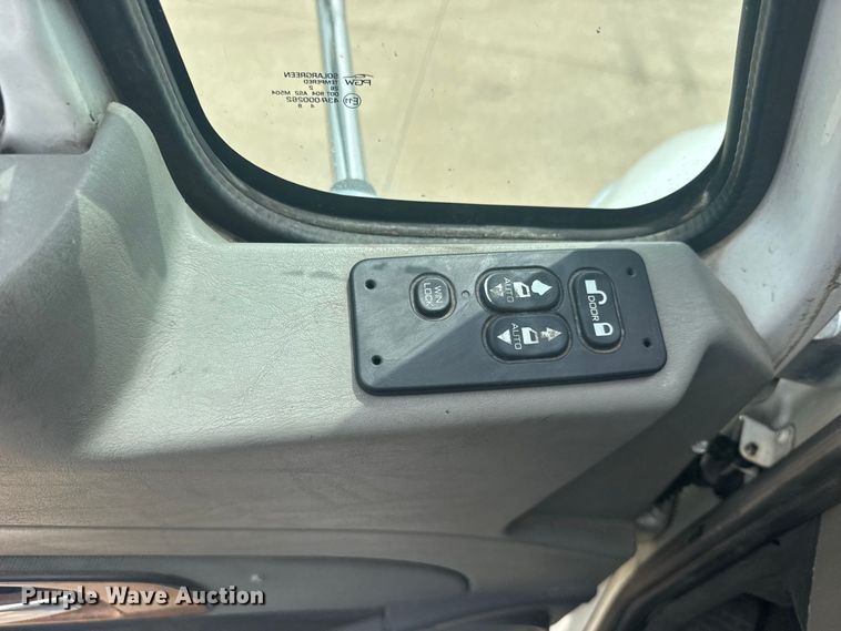 image for item DY3148 2014 International Prostar 122 semi truck