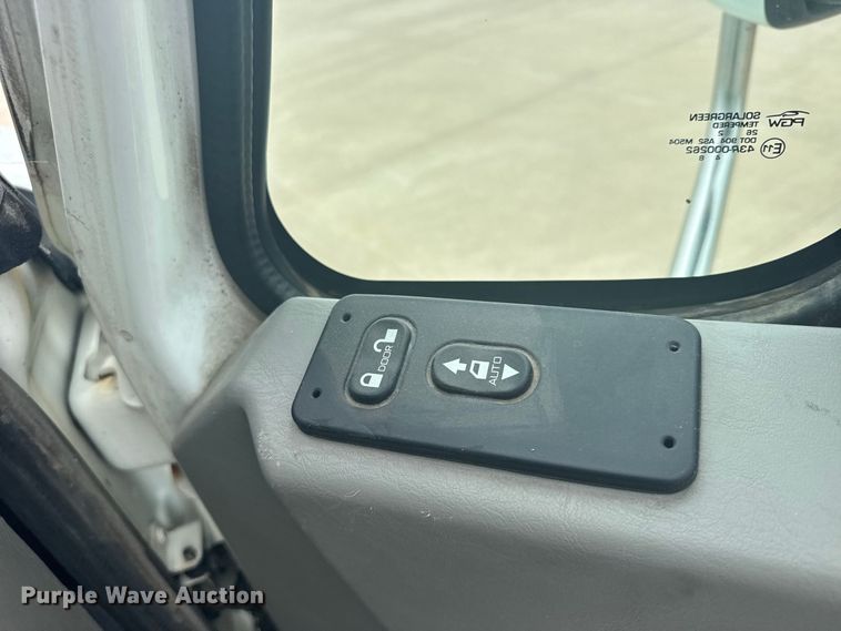 image for item DY3148 2014 International Prostar 122 semi truck