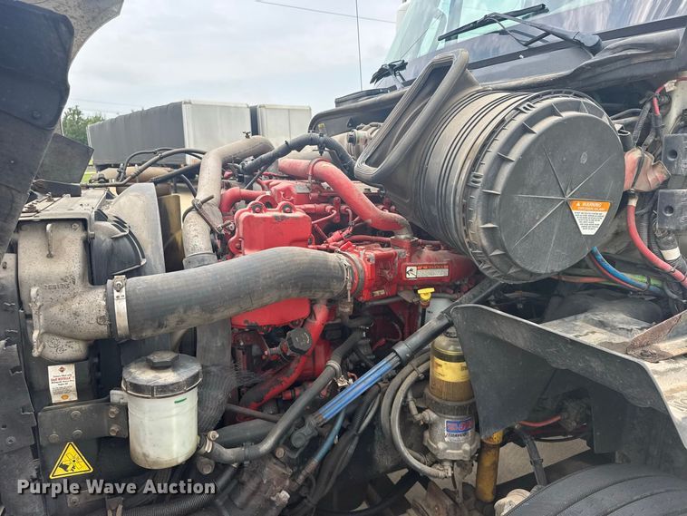 image for item DY3148 2014 International Prostar 122 semi truck