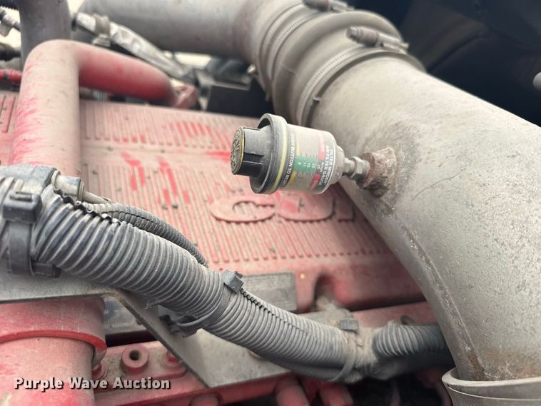 image for item DY3148 2014 International Prostar 122 semi truck