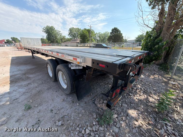 image for item EA0370 1999 Dorsey DGTC-48 flatbed trailer
