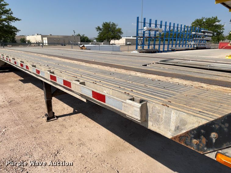 image for item EA0370 1999 Dorsey DGTC-48 flatbed trailer