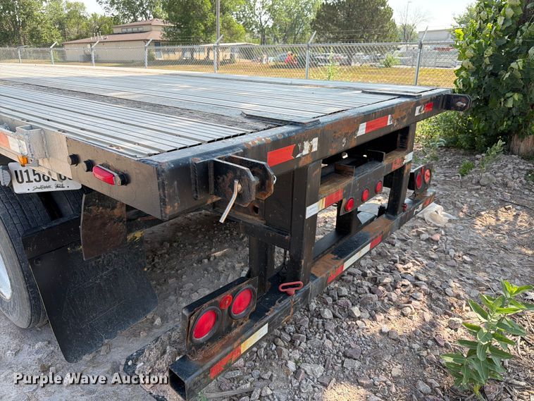 image for item EA0370 1999 Dorsey DGTC-48 flatbed trailer