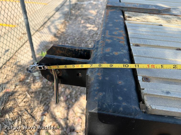 image for item EA0370 1999 Dorsey DGTC-48 flatbed trailer