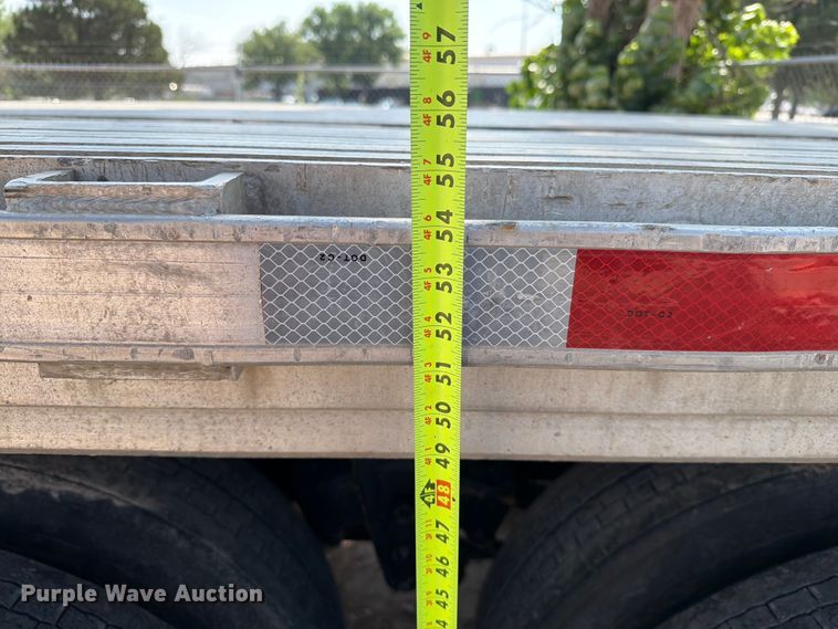 image for item EA0370 1999 Dorsey DGTC-48 flatbed trailer