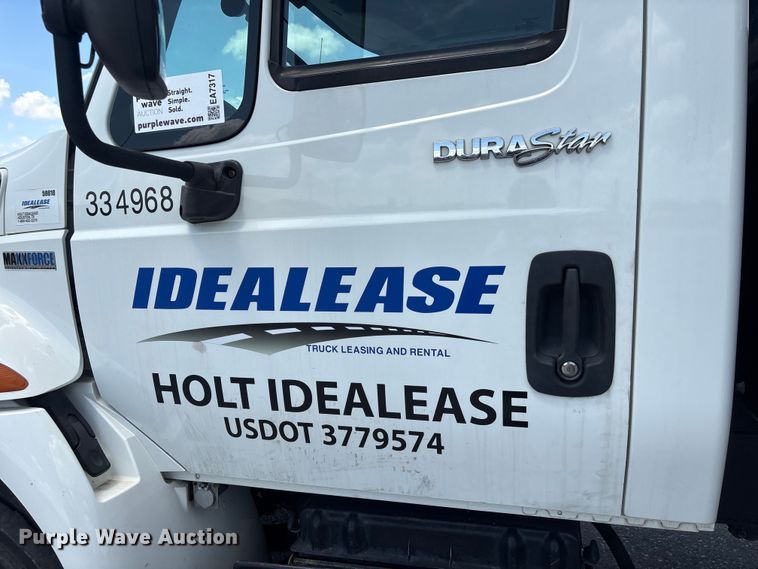 image for item EA7317 2013 International 4300 flatbed truck with crash attenuator  