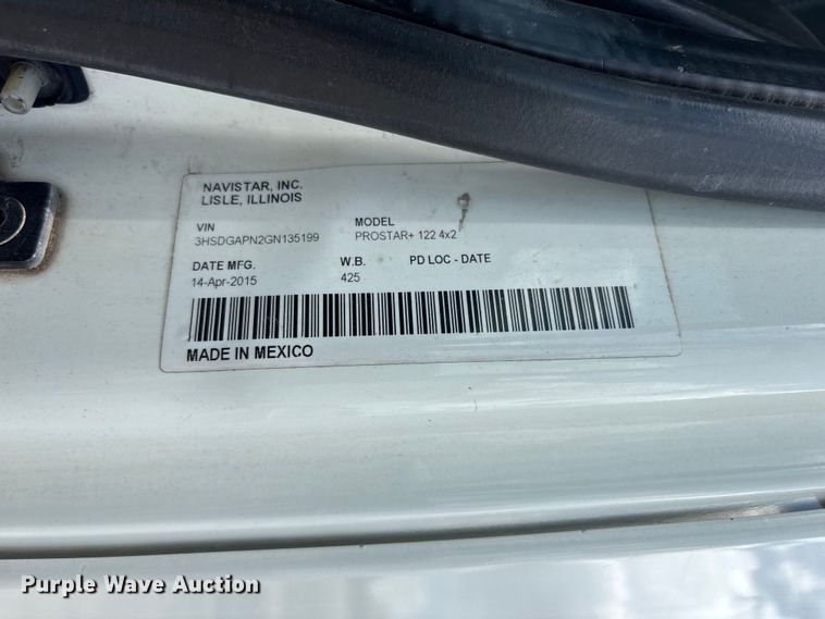 image for item EA7320 2016 International Prostar 122+ semi truck
