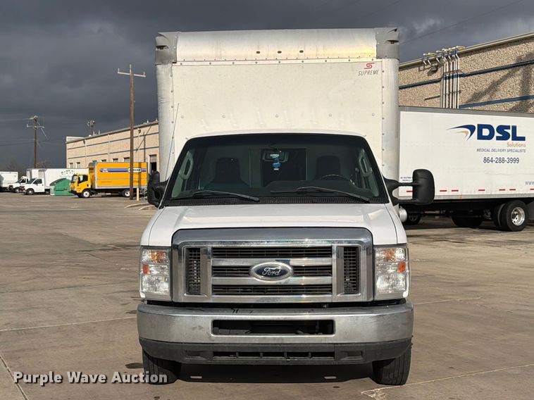 image for item ED5143 2019 Ford E350 box truck